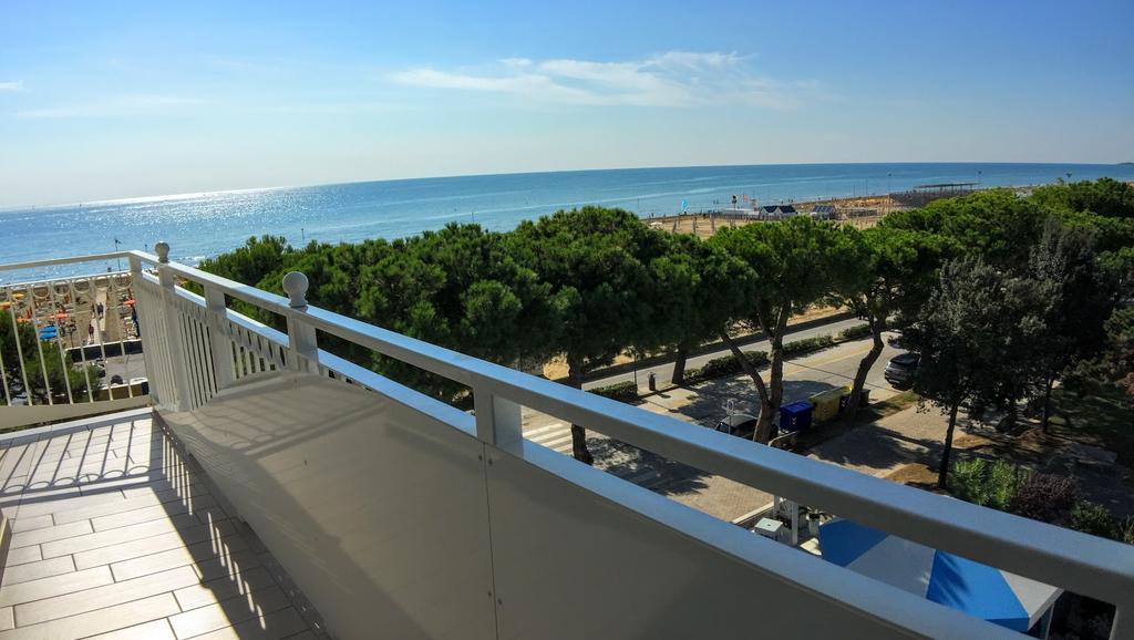 Hotel Miramare Lignano Sabbiadoro Exterior foto
