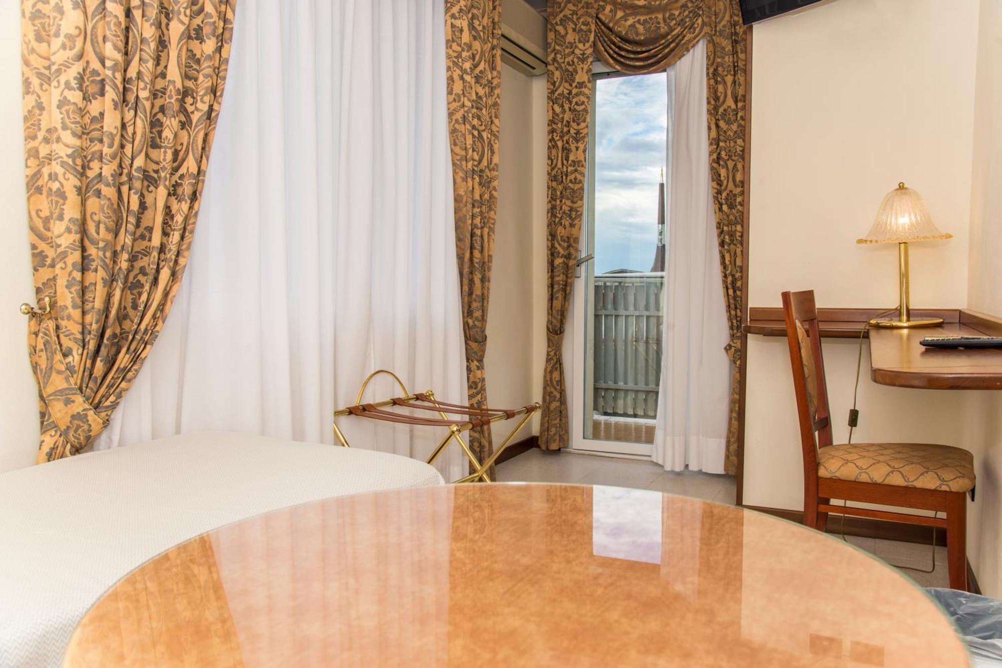 Hotel Miramare Lignano Sabbiadoro Exterior foto