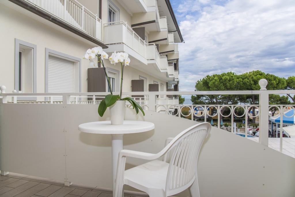 Hotel Miramare Lignano Sabbiadoro Exterior foto