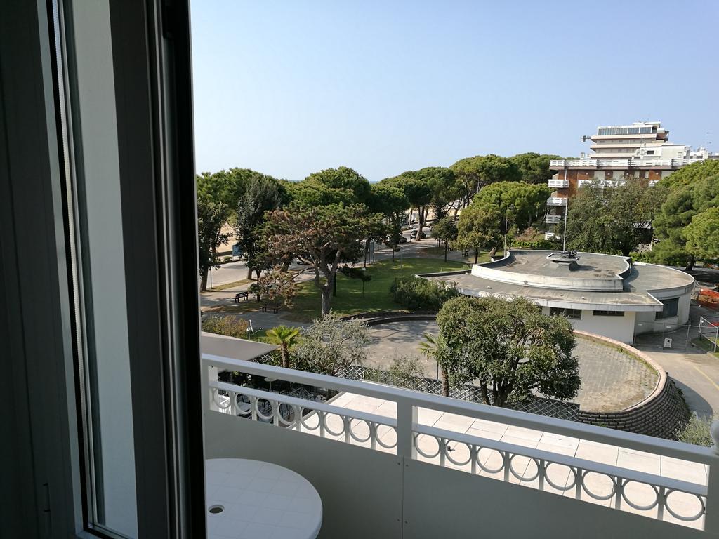 Hotel Miramare Lignano Sabbiadoro Exterior foto